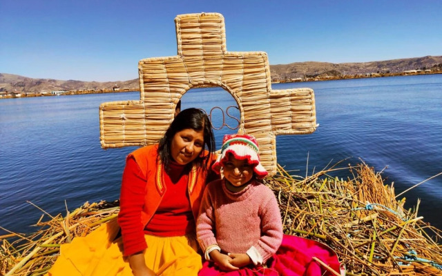 Uros Quechua Lodge
