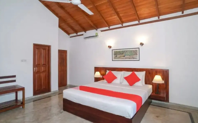 OYO 524 Peacock Villa