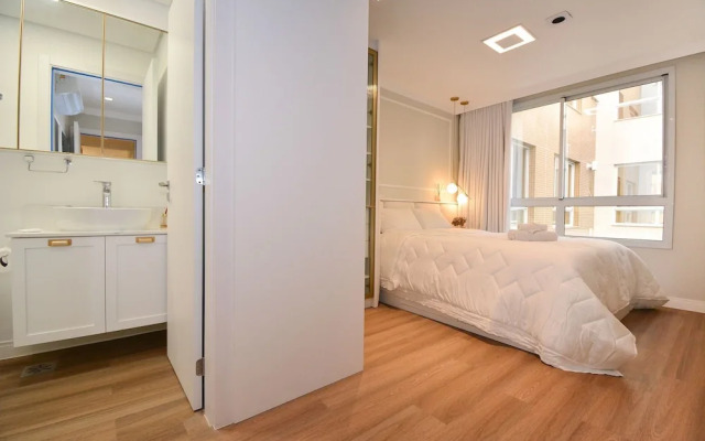 Gaivotas Golden - a 200 metros da praia