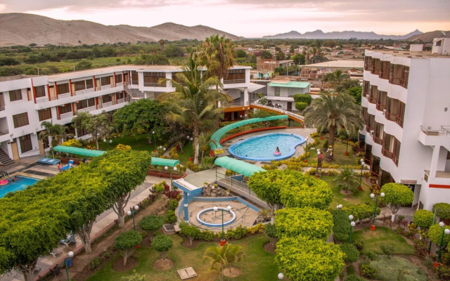 Las Poncianas Hotel
