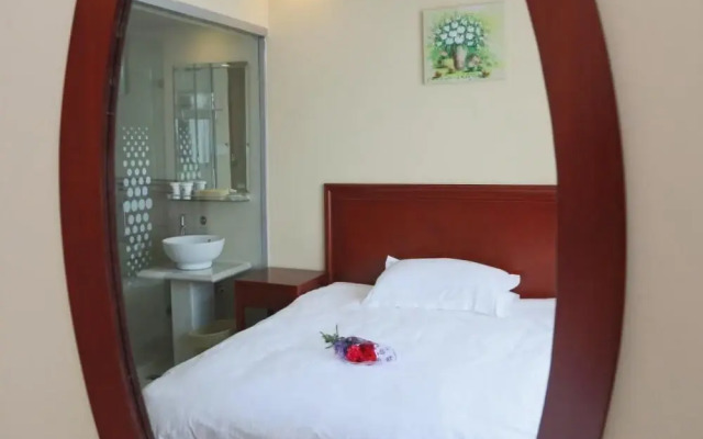 GreenTree Inn Shanghai PVG HuaXia East Rd Station Hotel