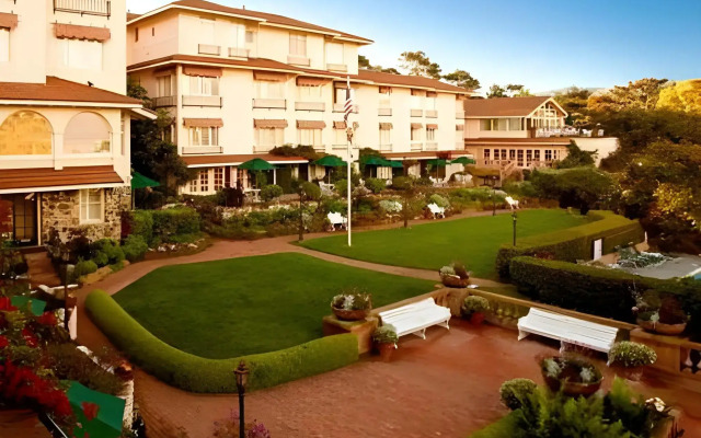 La Playa Hotel