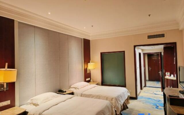 West Lake Yindu International Hotel - Hetian