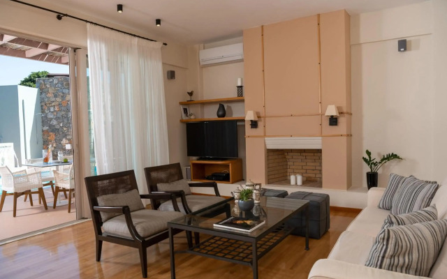 Pleiades Luxurious Villas
