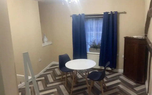 Dine & Rest, 1 Bedroom Apartment at Little India