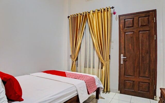 OYO 92638 Jr Residence Syariah