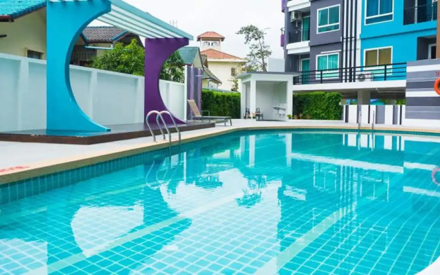 The Scene Condo By The Rich