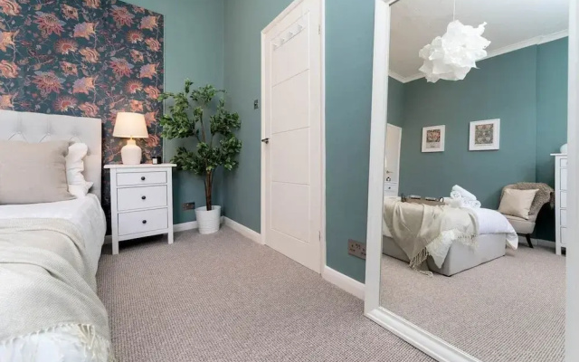 Host Stay Round Hill Apartment
