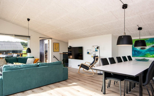 10 Person Holiday Home in Bjert