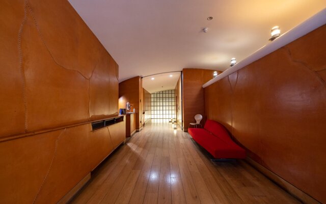 Stylish 2 Bedroom Warehouse Loft With Concierge - Central Soho