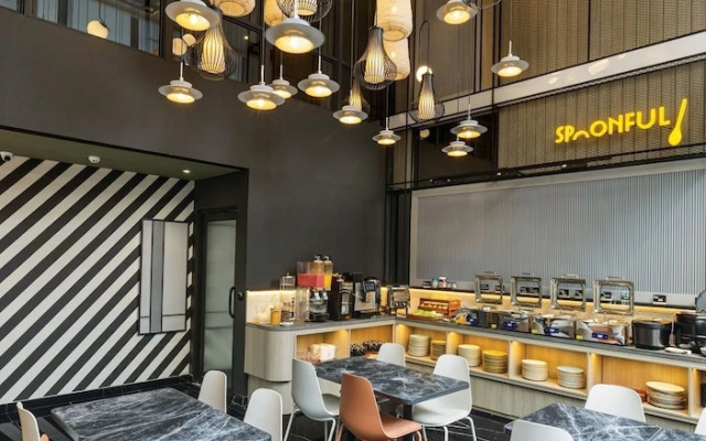 ROOMS INC Sudirman Jakarta