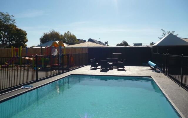 Cashel Court Motel