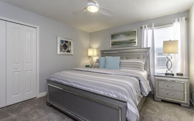 8-Bedroom Villa in Davenport 1567OL