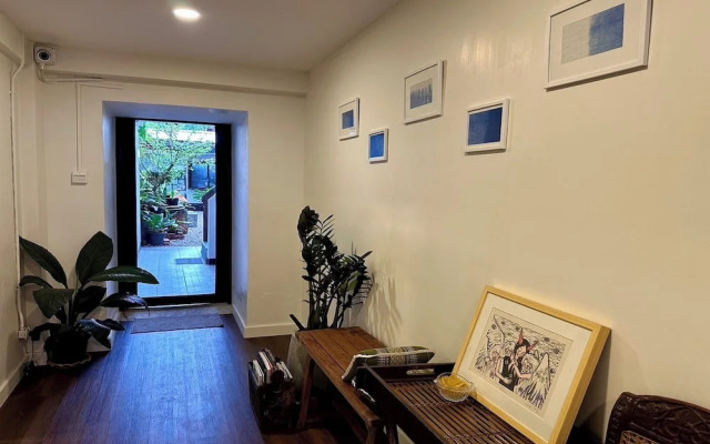 Nuan Inn Secret Courtyard