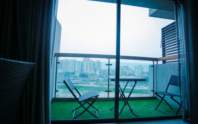 Coventina Lake Suites