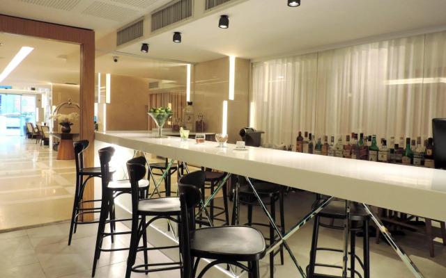 Américas Copacabana Hotel