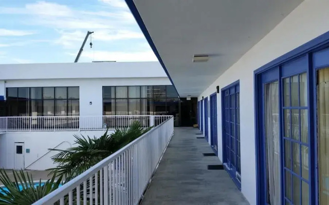 Motel 6-Opelousas, LA