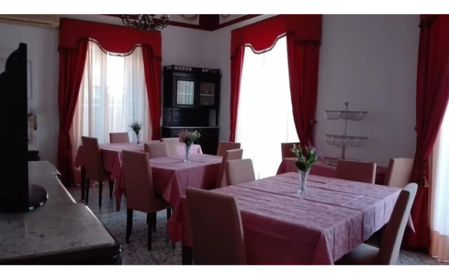 Villa Mabel