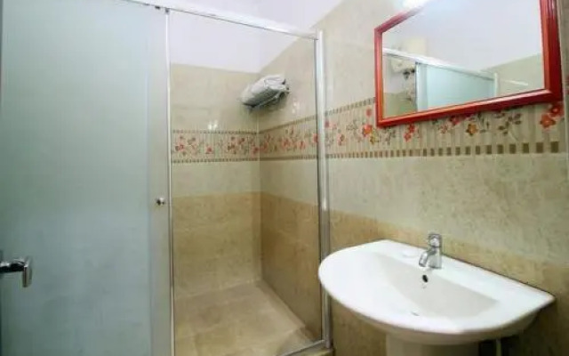 Hotel Adithya Central