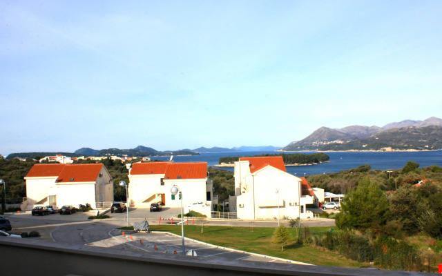 Pervanovo Apartments
