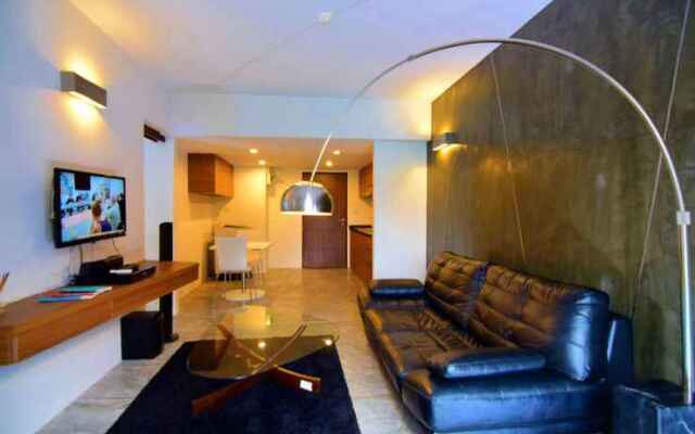 Replay 209 Apartment