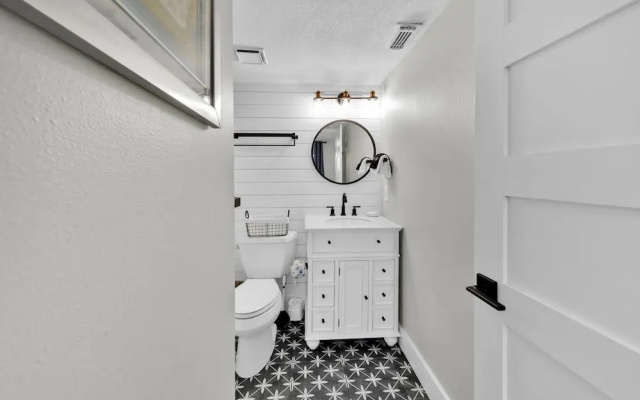 Pelican Beach 307