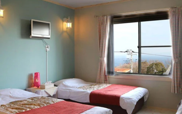 Aqua Pension Marine Villa – Guest Rooms – Ito