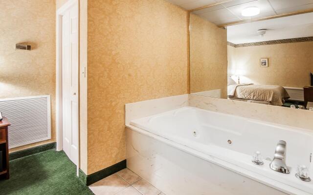 Clarion Inn Willow River