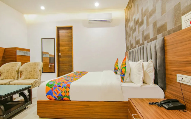 Fabhotel Prime Royal Maple