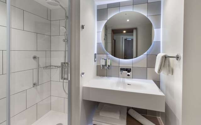 Hampton by Hilton London Ealing