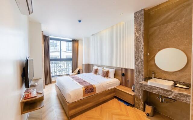 My My Hotel 2