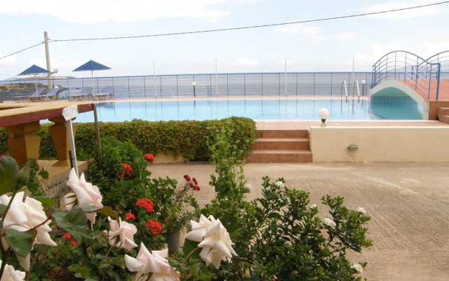 Poppy Villas