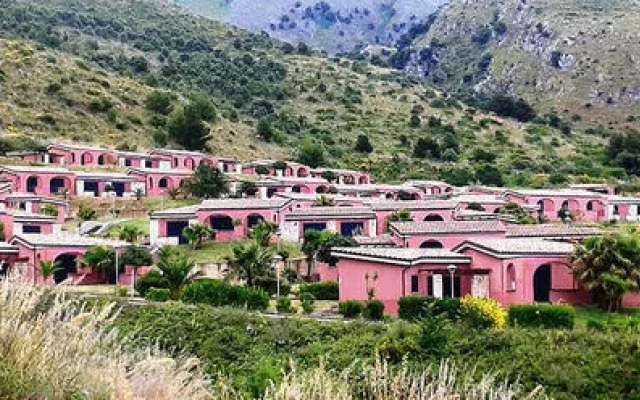 Villaggio Club Baia di Dino