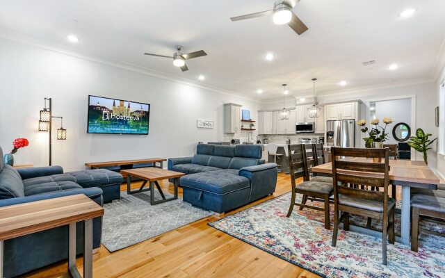 Chic Urban Retreat with Pool Steps to Bourbon St