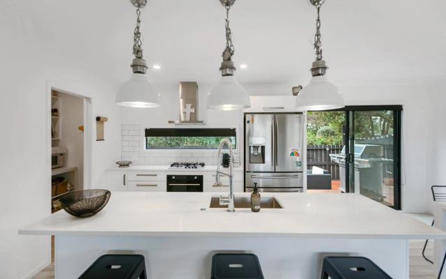 Sky Above Beach Below - Waihi Beach Holiday Home