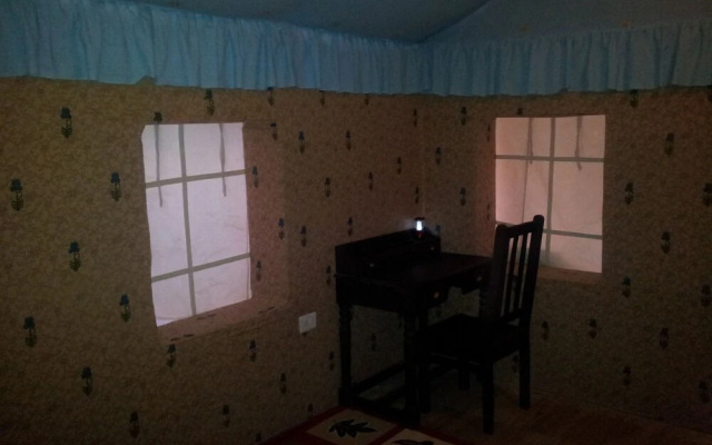 Desert Glamping