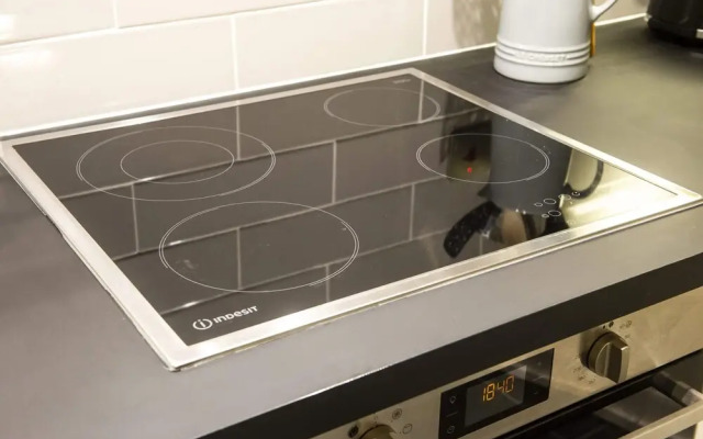 Guestready - Modern Classic Edinburgh Home With Free Parking