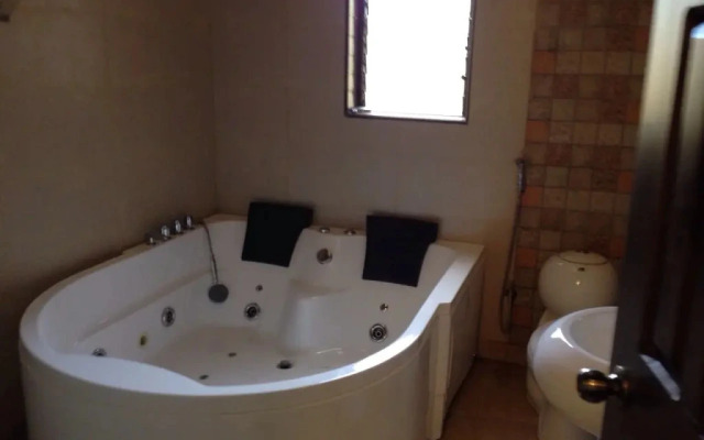 ACE Villas
