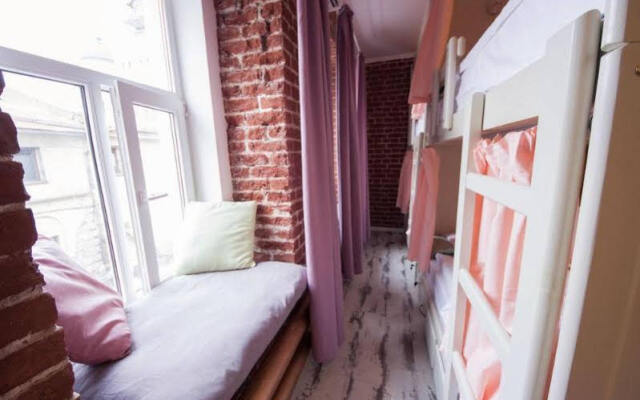 Гостиница Volhonka Hostel в Москве - забронировать гостиницу Volhonka Hostel, цены и фото номеров Москва комната для гостей
