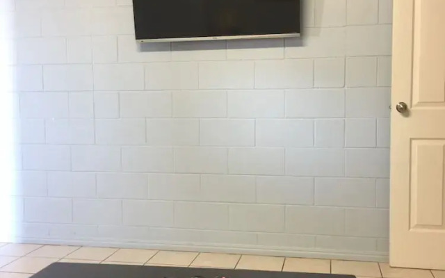 Westside Tavern and Motel