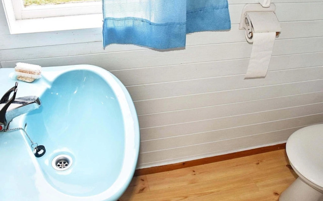 6 Person Holiday Home in Rubbestadneset