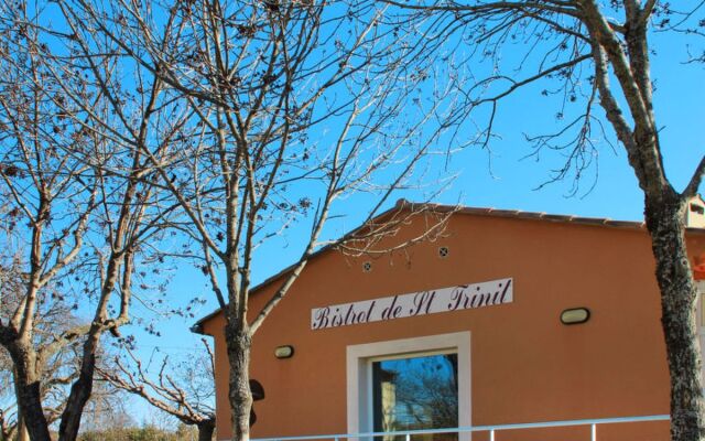 Hotel Le Claux Du Puits