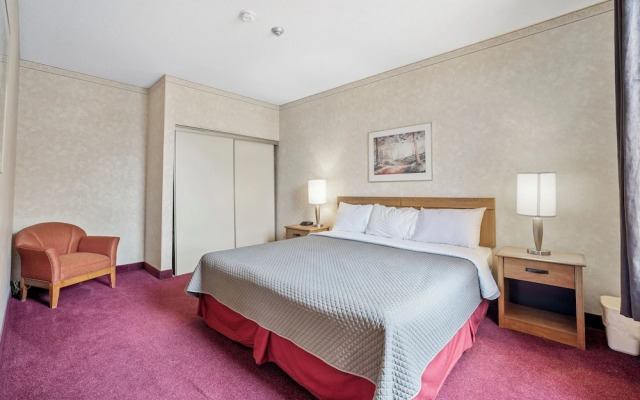 Royal Inn and Suites at Guelph