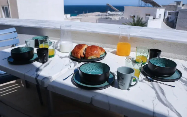 Duplex Avec Terrasse vue mer et Ville Pieds Dans l eau