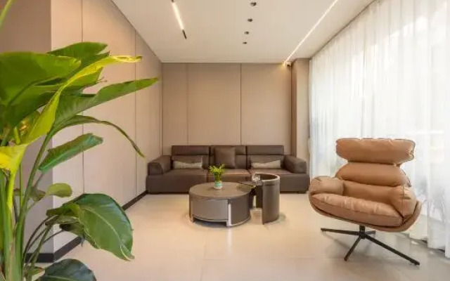 Chuxiong Yuge Hotel (Bohai Park)