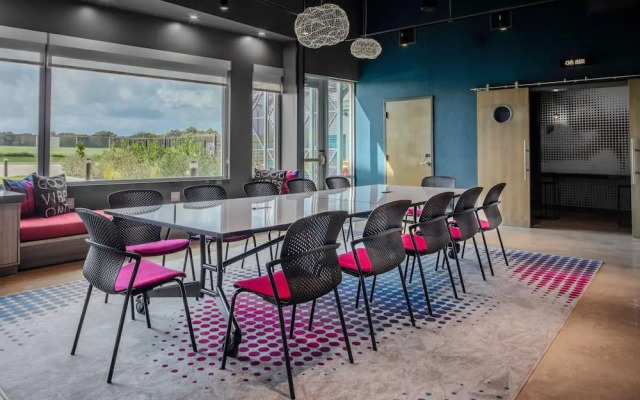 Aloft Dallas Arlington