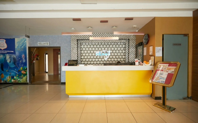 Dolphin Hotel, Chow Kit Kuala Lumpur