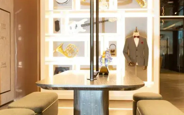 Homeinn Plus（Bei 'an Bus Station）