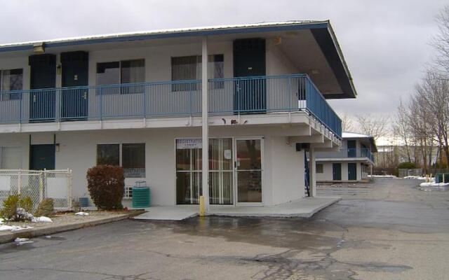 Economy Inn Plymouth