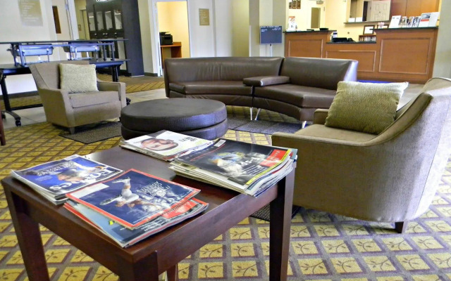 Candlewood Suites Lexington by IHG